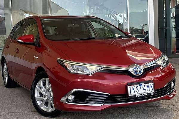 2017 Toyota Corolla Hybrid ZWE186R