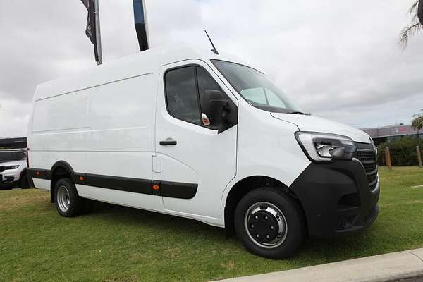 2024 Renault Master Pro 120kW X62 Phase 2