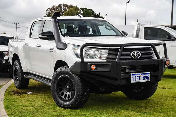 2017 Toyota Hilux SR GUN126R 4X4