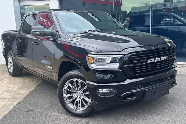 2024 RAM 1500 Laramie Sport RamBox DT 4X4