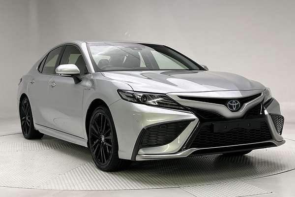 2021 Toyota Camry SX AXVH70R