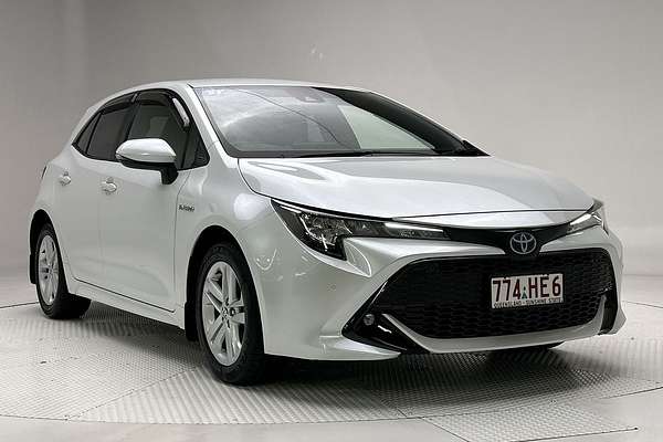 2020 Toyota Corolla SX MZEA12R