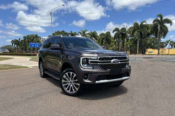 2022 Ford Everest Platinum