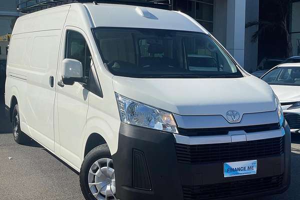 2022 Toyota Hiace GDH320R