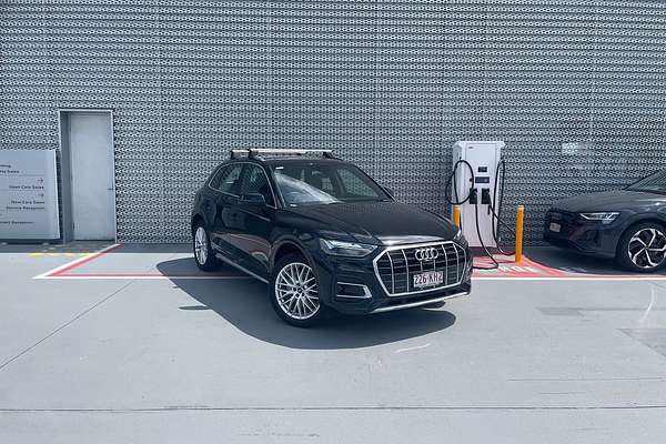 2024 Audi Q5 40 TDI Sport FY