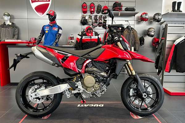 2024 Ducati HYPERMOTARD 698