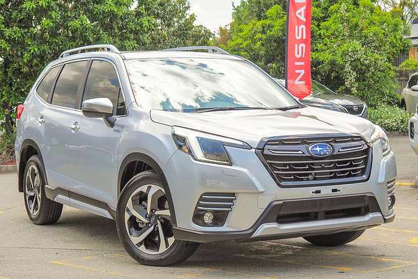 2022 Subaru Forester Hybrid S S5