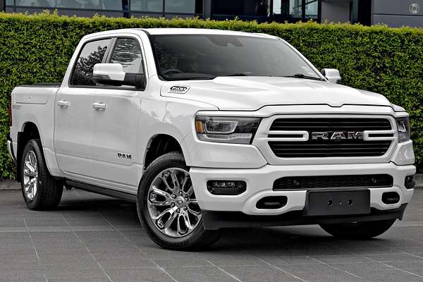 2024 RAM 1500 Laramie Sport RamBox DT 4X4