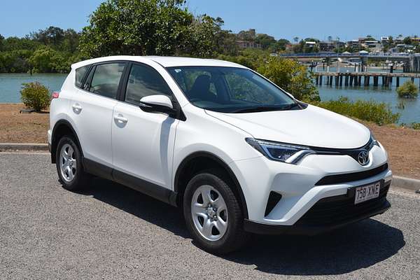 2017 Toyota RAV4 GX ZSA42R