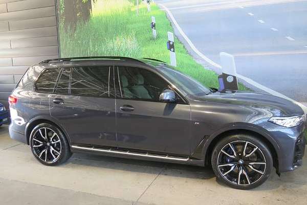 2020 BMW X7