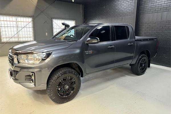 2018 Toyota Hilux SR GUN126R 4X4