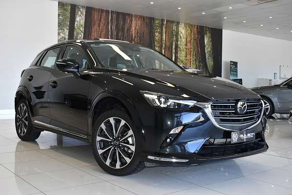 2023 Mazda CX-3 Akari DK