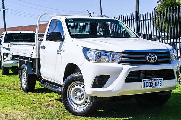 2018 Toyota Hilux SR GUN126R 4X4