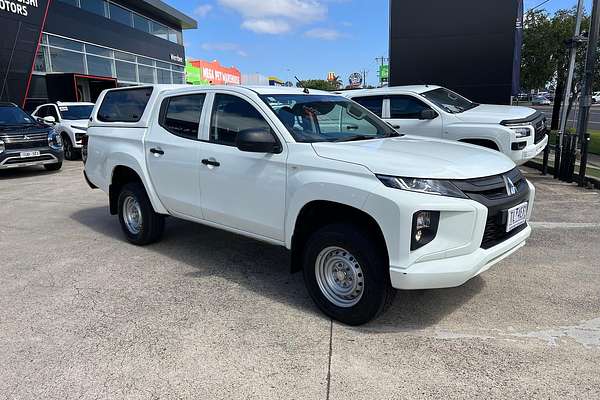 2021 Mitsubishi Triton GLX ADAS MR 4X4