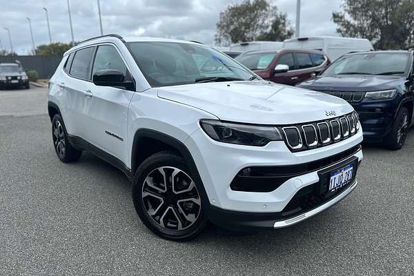 2023 Jeep Compass Limited M6