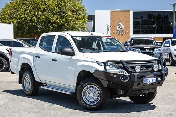 2019 Mitsubishi Triton GLX ADAS MR 4X4