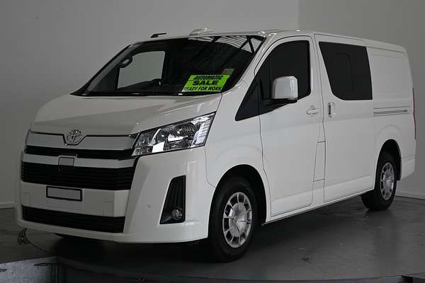 2023 Toyota Hiace lwb 9617690C1