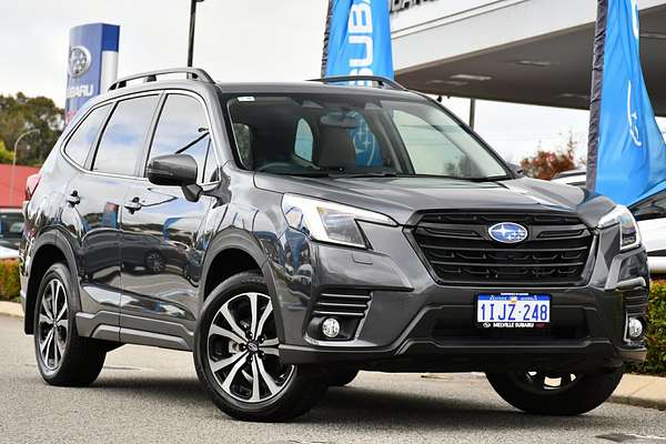 2024 Subaru Forester 2.5i Premium S5