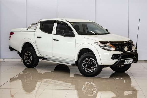 2017 Mitsubishi Triton GLX MQ 4X4