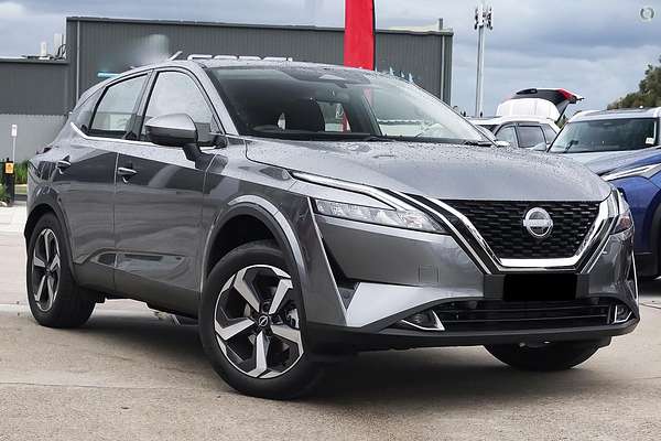 2024 Nissan QASHQAI ST+ J12