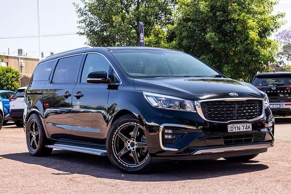 2018 Kia Carnival Platinum YP