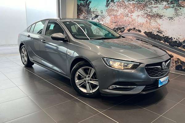 2020 Holden Commodore LT ZB