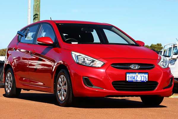 2016 Hyundai Accent Active RB3