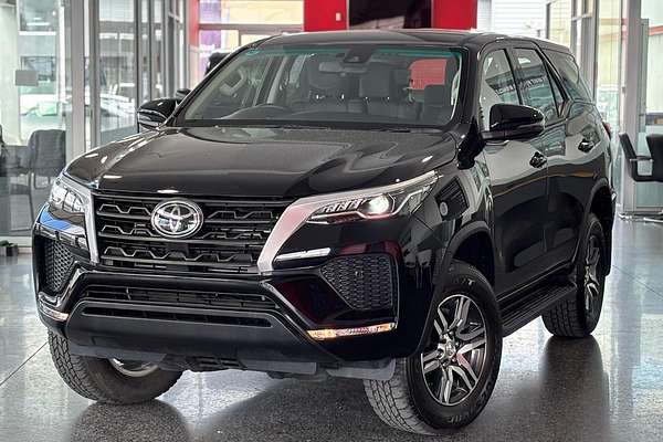 2023 Toyota Fortuner GX GUN156R