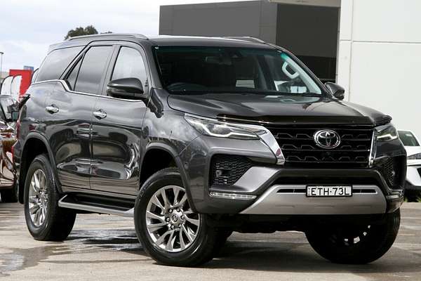 2022 Toyota Fortuner Crusade GUN156R