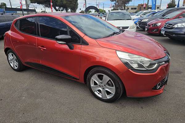 2015 Renault Clio Dynamique IV B98