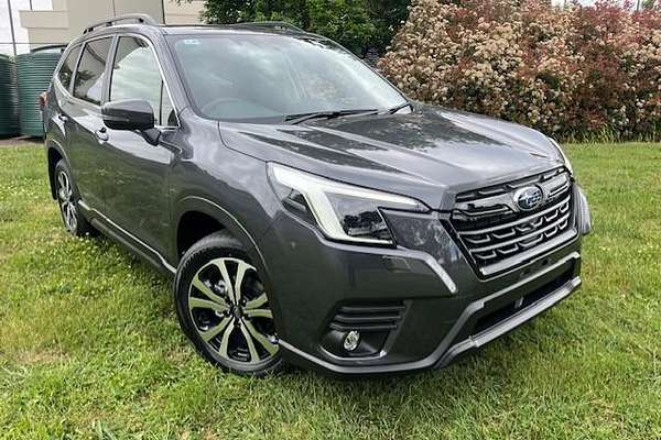 2024 Subaru Forester 2.5i Premium S5