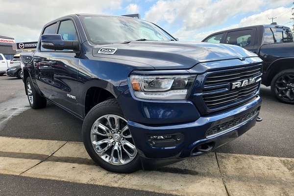 2024 RAM 1500 Laramie Sport RamBox DT 4X4