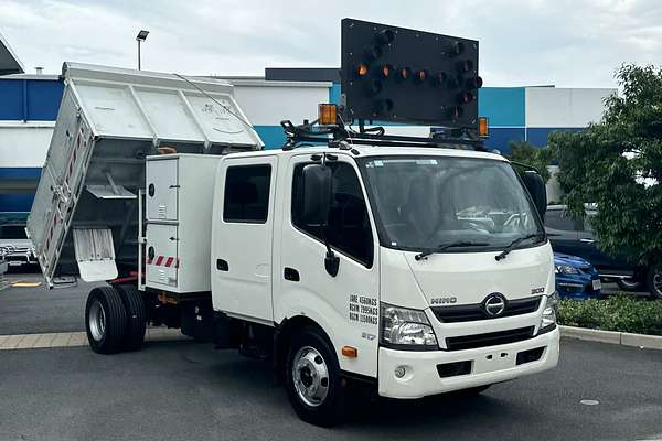 2014 Hino 917 DUAL CAB 300 SERIES