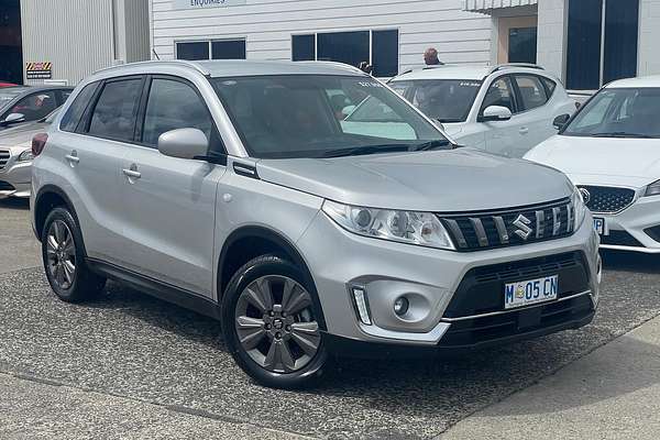 2022 Suzuki Vitara Shadow LY Series II