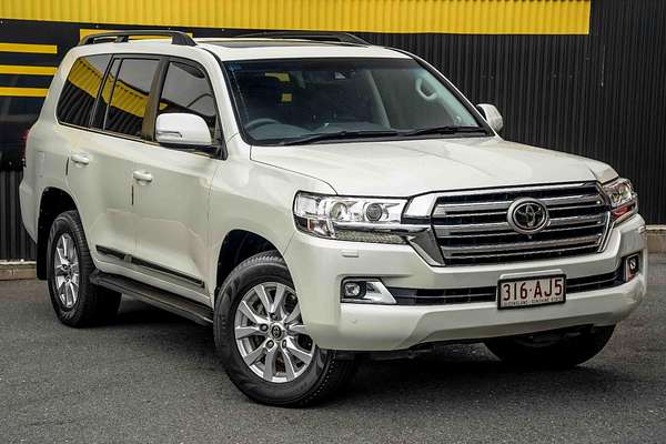 2015 Toyota Landcruiser Sahara VDJ200R