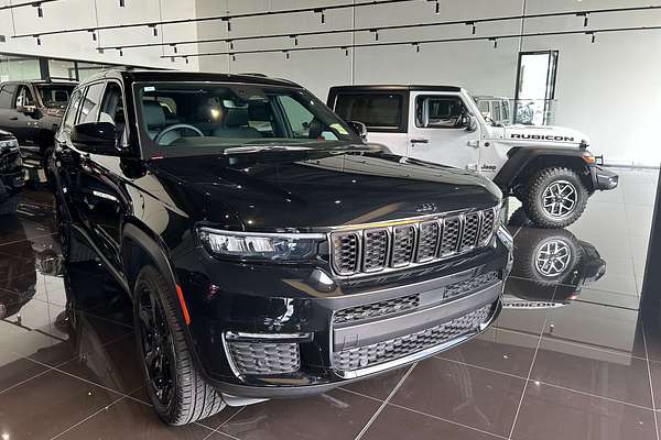 2023 Jeep Grand Cherokee Night Eagle WL