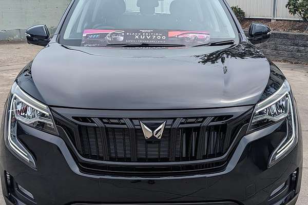 2024 Mahindra XUV700 AX7L