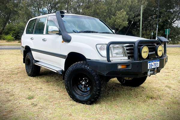 2003 Toyota Landcruiser GXL HZJ105R