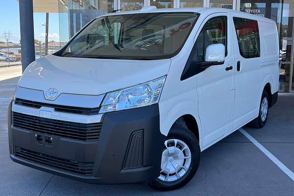 2024 Toyota Hiace GDH300R