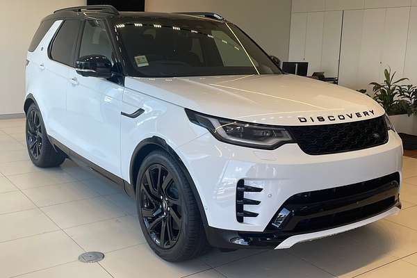 2024 Land Rover Discovery D300 Dynamic SE Series 5