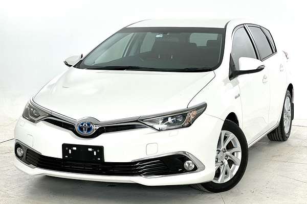 2016 Toyota Corolla Hybrid ZWE186R