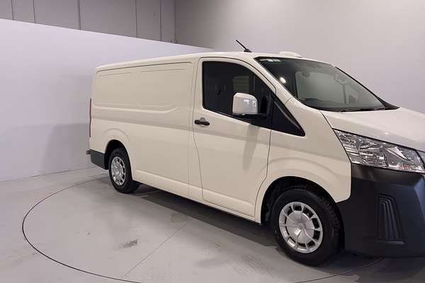 2023 Toyota Hiace GDH300R