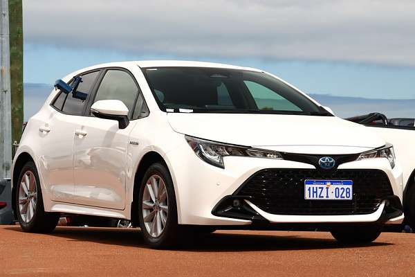 2023 Toyota Corolla SX Hybrid ZWE219R