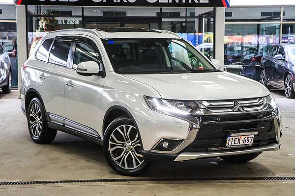 2017 Mitsubishi Outlander Exceed ZK