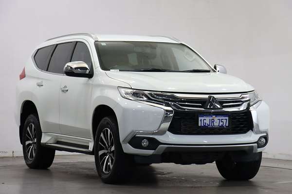 2017 Mitsubishi Pajero Sport GLS QE