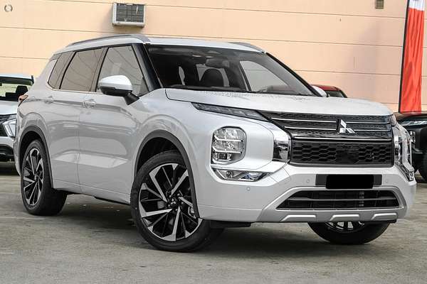 2024 Mitsubishi Outlander Exceed ZM