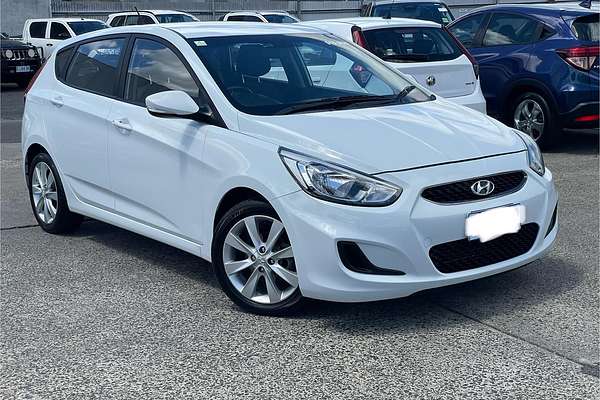 2018 Hyundai Accent Sport RB6