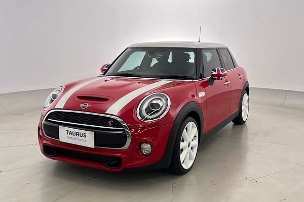 2018 MINI Hatch Cooper S F55