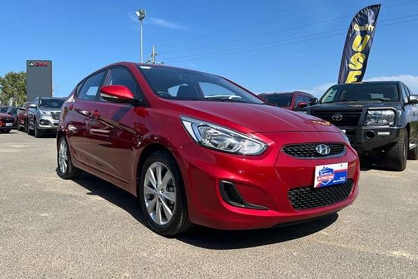 2019 Hyundai Accent Sport RB6