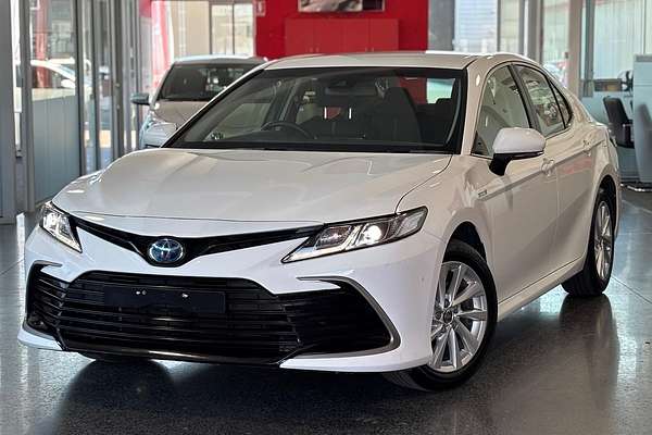 2021 Toyota Camry Ascent AXVH70R